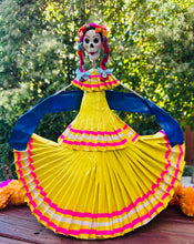 Load image into Gallery viewer, Catrina, Mexican Skeleton figure