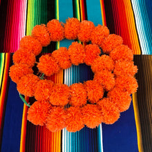 Load image into Gallery viewer, Cempasúchil PomPom garland flowers
