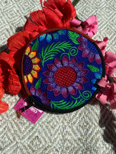 Load image into Gallery viewer, Margarita Crossbody Rounder Purse - Guatemala