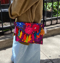 Load image into Gallery viewer, Margarita Clutch Crossbody - Chiapas