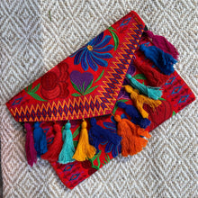 Load image into Gallery viewer, Margarita Clutch Crossbody - Chiapas