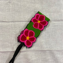 Load image into Gallery viewer, Hand Embroidered flower Headband Kids Chiapas