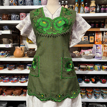 Load image into Gallery viewer, Oaxacan Traditional Cooking Apron