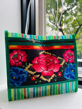 Load image into Gallery viewer, Classic Mercado Bags