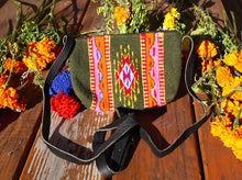 Load image into Gallery viewer, Handwoven Zapotec Cross-Body Clutch