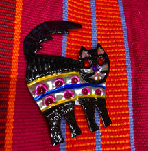 Load image into Gallery viewer, Oaxacan Hand-Painted Tin Magnet
