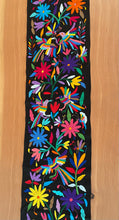 Load image into Gallery viewer, Otomí - Tenango table runner