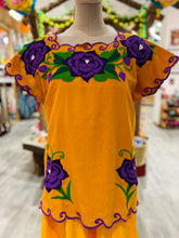 Load image into Gallery viewer, Chiapas "Flor" Blouse