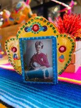Load image into Gallery viewer, Mini Frida Nicho