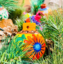 Load image into Gallery viewer, Hand-painted Flower Ornaments