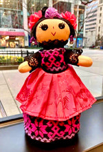 Load image into Gallery viewer, "Las LeLes" Otomí Mexican Dolls— Small