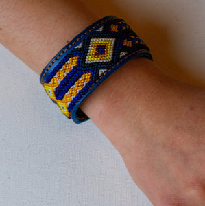 "Amistad" Handwoven Bracelet