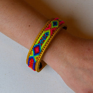 "Amistad" Handwoven Bracelet