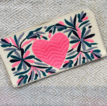 Load image into Gallery viewer, Otomi, Fiesta Clutch
