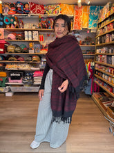 Load image into Gallery viewer, Lightweight "Brisas" Rebozo
