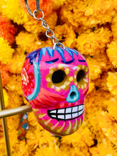 Load image into Gallery viewer, Keychain Skull
