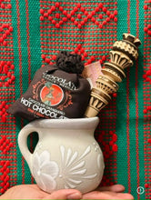 Load image into Gallery viewer, Mexican Hot Chocolate kit (Oaxaca, Mx)
