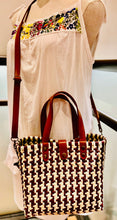 Load image into Gallery viewer, Oaxacan Tote bag with strap

