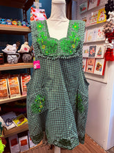 Load image into Gallery viewer, Oaxacan Traditional Cooking Apron
