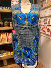 Load image into Gallery viewer, Oaxacan Traditional Cooking Apron
