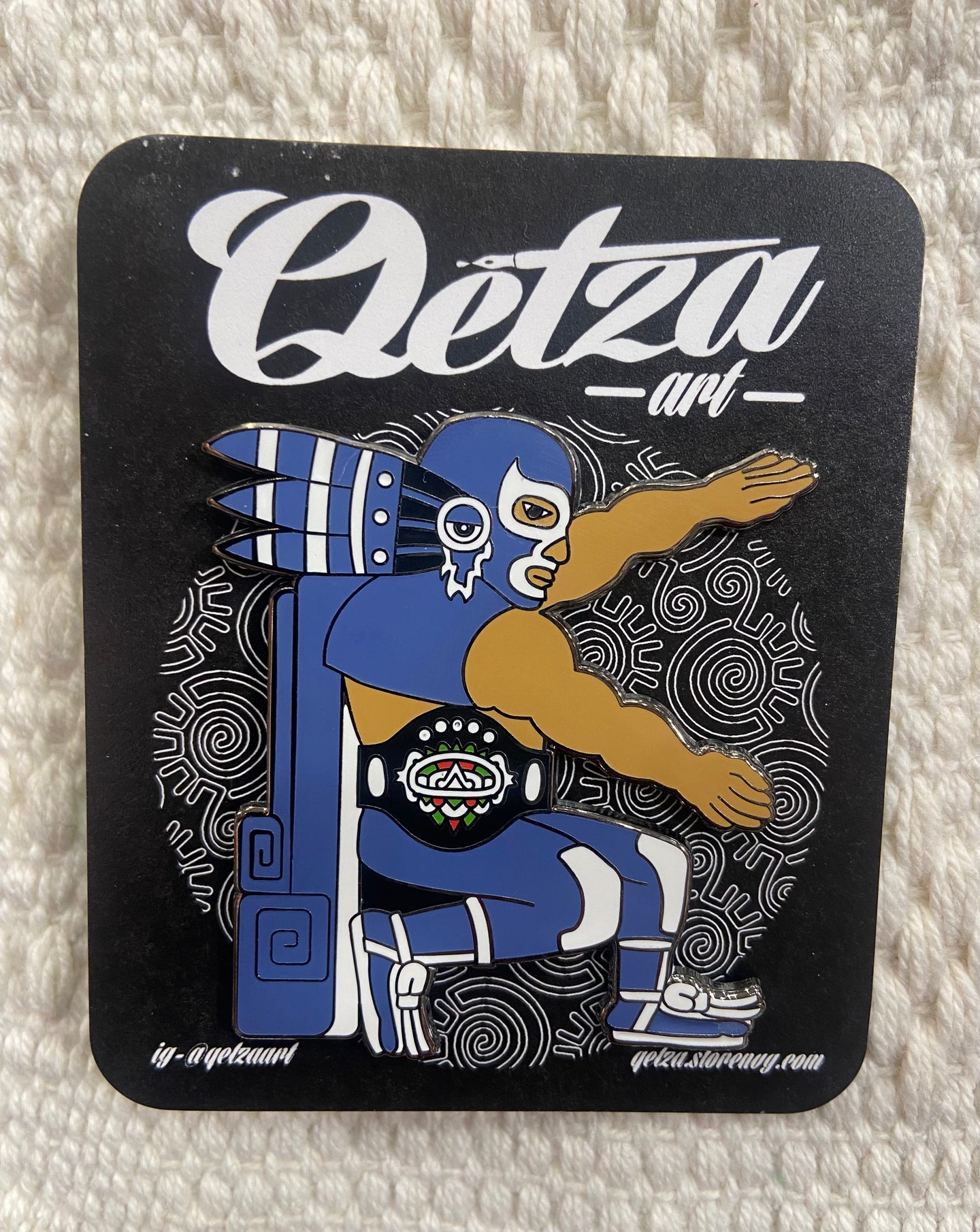 Quetza Art Luchador Pin