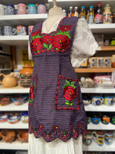 Load image into Gallery viewer, Oaxacan Traditional Cooking Apron
