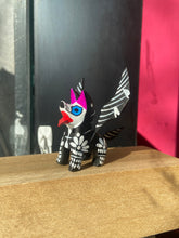 Load image into Gallery viewer, Mini-Alebrijes - Mexican Carved Spirit Animals
