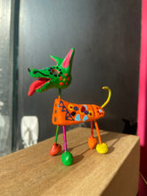 Load image into Gallery viewer, Mini-Alebrijes - Mexican Carved Spirit Animals
