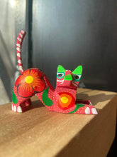 Load image into Gallery viewer, Mini-Alebrijes - Mexican Carved Spirit Animals
