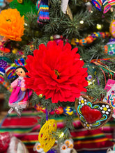 Load image into Gallery viewer, Flower Ornament Christmas
