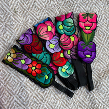 Load image into Gallery viewer, Hand Embroidered flower Headband Chiapas
