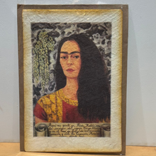 Load image into Gallery viewer, Papel Amate Frida Print Cards
