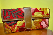 Load image into Gallery viewer, La Flor Wallet
