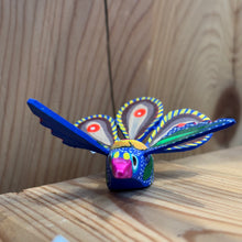 Load image into Gallery viewer, Mini-Alebrijes - Mexican Carved Spirit Animals
