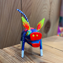 Load image into Gallery viewer, Mini-Alebrijes - Mexican Carved Spirit Animals
