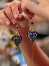 Load image into Gallery viewer, Edith Orozco Corazón Pendant Earring
