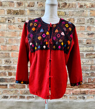 Load image into Gallery viewer, Handwoven Wool &quot;Coton&quot; Sweater- Chiapas, Mexico
