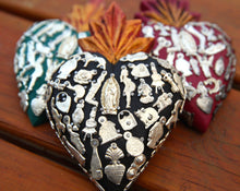 Load image into Gallery viewer, Mexican &quot;Milagros&quot; Heart Wall Hanging (5&quot;)
