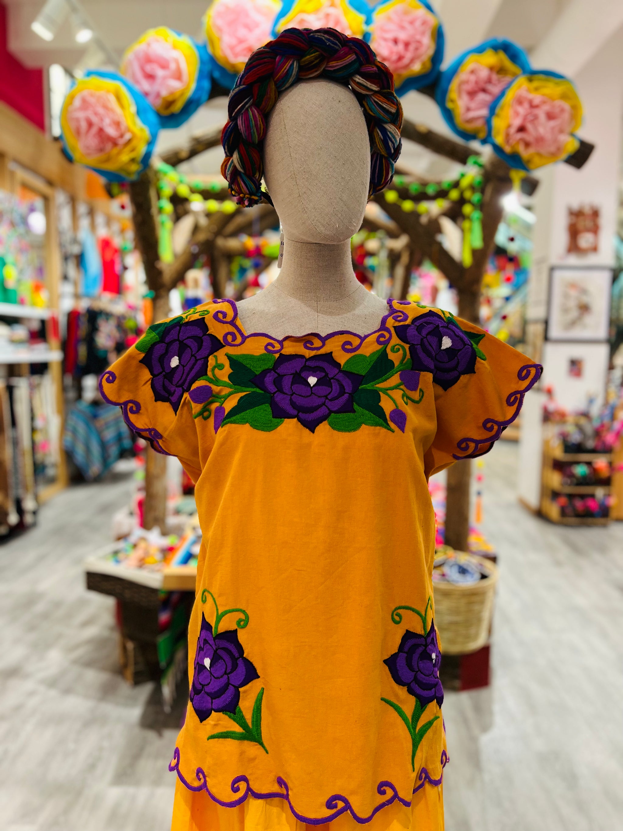 Blouse Brodée Main Fleurs Violettes 5 De Mayo - Taille L Femme - Fait Main Par Des Femmes De Oaxaca - Neuf Avec étiquettes