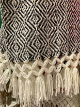 Load image into Gallery viewer, Thick Handwoven &quot;Lujo&quot; Rebozo - Chiapas, Mexico
