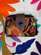 Load image into Gallery viewer, Guatemalan Coin Purse
