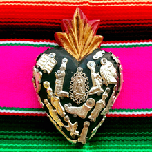 Load image into Gallery viewer, Mexican &quot;Milagros&quot; Heart Wall Hanging (5&quot;)
