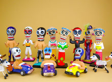 Load image into Gallery viewer, “Cabezones” Day of the Dead Skeleton Figurines
