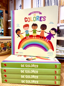 Kids’ Bilingual Book: De Colores