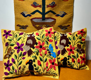 "Bosque" Embroidered Tropical Pillowcase
